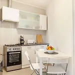 דירה Relax In For 4 People With Terrace And Parking ליסבון