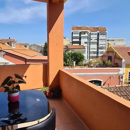 公寓 Relax In For 4 People With Terrace And Parking *