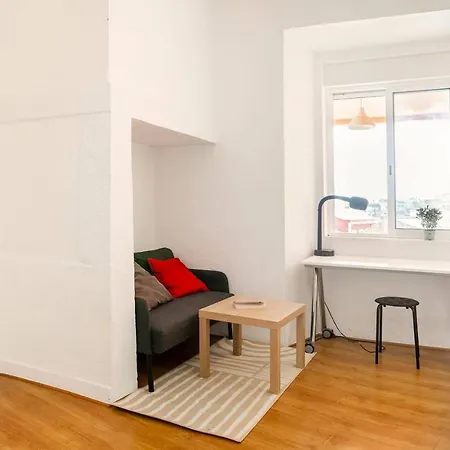 Relax In For 4 People With Terrace And Parking * Lisbon