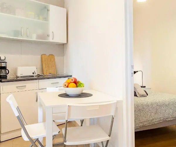 Apartment Relax In For 4 People With Terrace And Parking