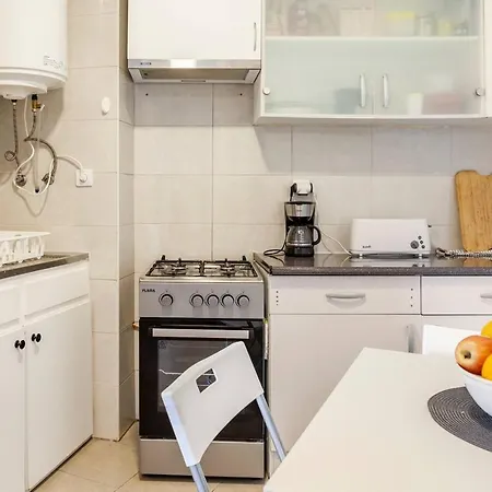 شقة Relax In For 4 People With Terrace And Parking